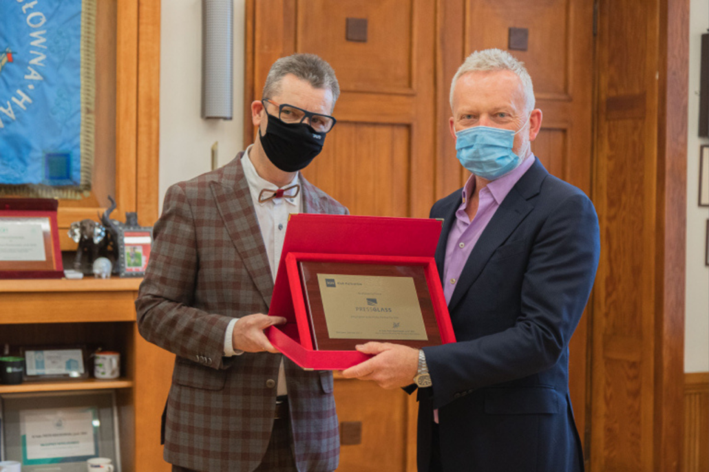4 listopada 2021 r. do Klubu Partnerów Szkoły Głównej Handlowej w Warszawie przystąpiła firma Press Glass, której twórcą jest Arkadiusz Muś.
