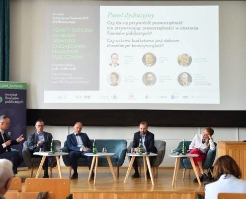 Bez jedności i przejrzystości finansów publicznych nie ma demokracji - mówili eksperci podczas pierwszego sympozjum naukowego Instytutu Finansów Publicznych pt. “Konstytucyjna ochrona jedności zarządzania finansami publicznymi”, które odbyło się w czerwcu w Warszawie. 