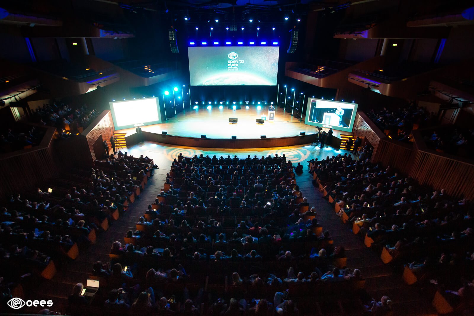 Dziesiąta edycja Open Eyes Economy Summit, na którym zostanie zaprezentowana kolejna odsłona Indeksu Wiarygodności Ekonomicznej Polski, odbędzie się w dniach 19-20 listopada 2024 w Centrum Kongresowym ICE Kraków oraz online. Fundacja Wolności Gospodarczej po raz kolejny wzmacnia kongres jako partner merytoryczny.